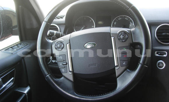 Buy Used Land Rover Discovery Red Car in Kinkala in pool Buy Used Land Rover Discovery Red Car in Kinkala in pool