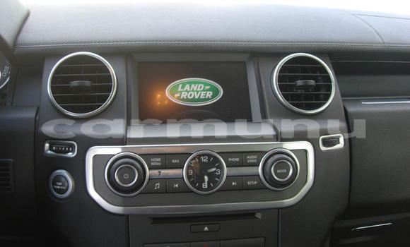 Buy Used Land Rover Discovery Red Car in Kinkala in pool Buy Used Land Rover Discovery Red Car in Kinkala in pool