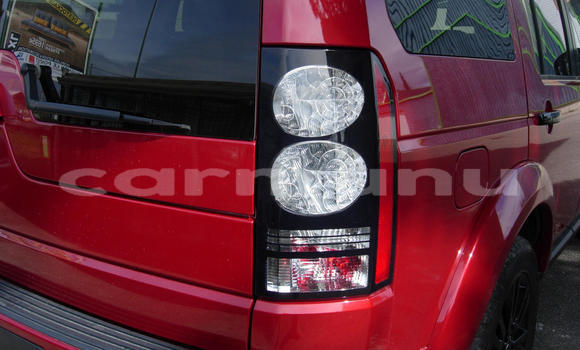 Buy Used Land Rover Discovery Red Car in Kinkala in pool Buy Used Land Rover Discovery Red Car in Kinkala in pool