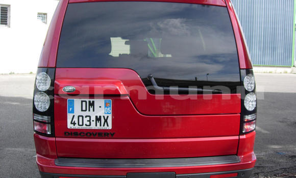 Buy Used Land Rover Discovery Red Car in Kinkala in pool Buy Used Land Rover Discovery Red Car in Kinkala in pool