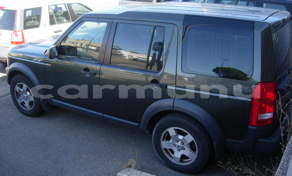 Buy Used Land Rover Discovery Green Car in Madingou in Region of Bouenza Buy Used Land Rover Discovery Green Car in Madingou in Region of Bouenza