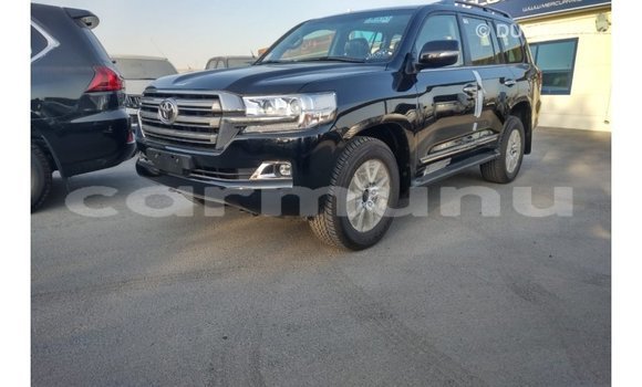 Acheter Import Voiture Toyota Land Cruiser Noir à Import - Dubai, Région de la Bouenza Acheter Import Voiture Toyota Land Cruiser Noir à Import - Dubai, Région de la Bouenza