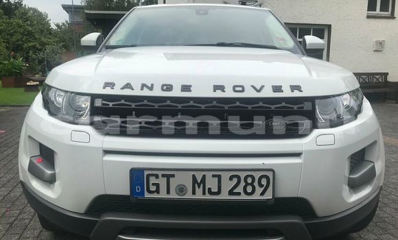 Buy Used Land Rover Range Rover Evoque White Car in Black Point in Kouilou region Buy Used Land Rover Range Rover Evoque White Car in Black Point in Kouilou region