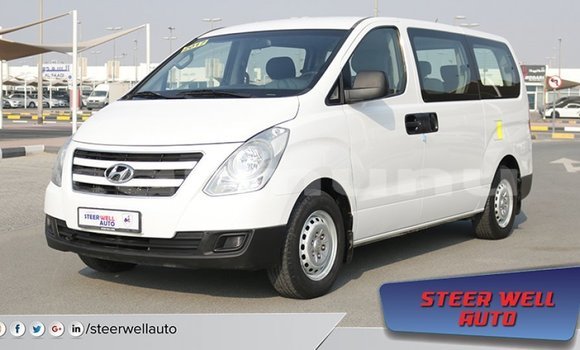 Acheter Import Utilitaire Hyundai Chorus Blanc à Import - Dubai, Région de la Bouenza