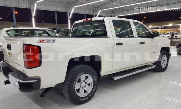 Buy Import Chevrolet Silverado White Car in Import - Dubai in Region of Bouenza Buy Import Chevrolet Silverado White Car in Import - Dubai in Region of Bouenza