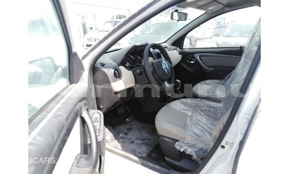 Buy Import Renault Duster White Car in Import - Dubai in Region of Bouenza Buy Import Renault Duster White Car in Import - Dubai in Region of Bouenza