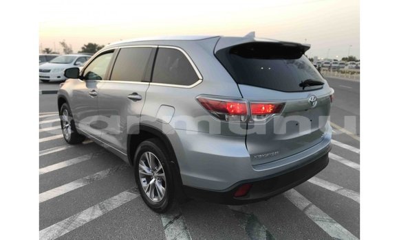 Buy Import Toyota Highlander Other Car in Import - Dubai in Region of Bouenza Buy Import Toyota Highlander Other Car in Import - Dubai in Region of Bouenza