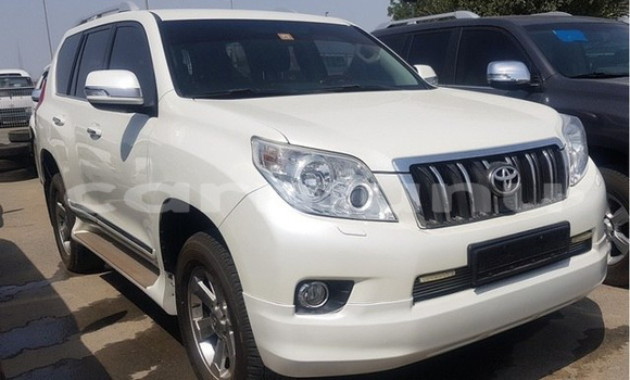 Buy Used Toyota Prado White Car in Black Point in Kouilou region Buy Used Toyota Prado White Car in Black Point in Kouilou region