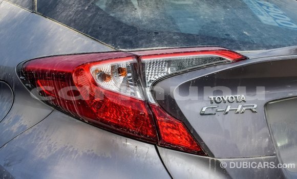 Acheter Import Voiture Toyota C-HR Autre à Import - Dubai, Région de la Bouenza Acheter Import Voiture Toyota C-HR Autre à Import - Dubai, Région de la Bouenza