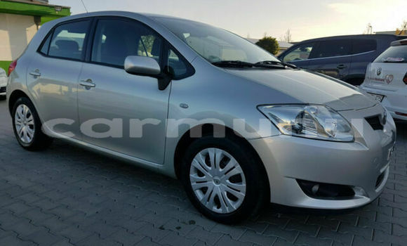 Buy Used Toyota Auris Silver Car in Ouesso in Sangha Buy Used Toyota Auris Silver Car in Ouesso in Sangha