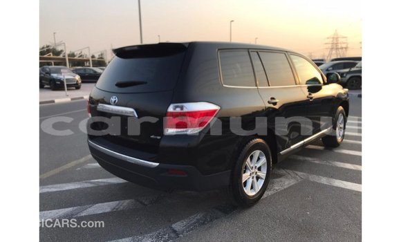 Buy Import Toyota Highlander Black Car in Import - Dubai in Region of Bouenza Buy Import Toyota Highlander Black Car in Import - Dubai in Region of Bouenza
