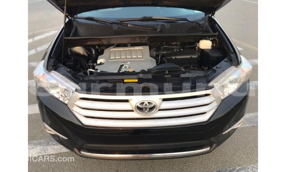 Buy Import Toyota Highlander Black Car in Import - Dubai in Region of Bouenza Buy Import Toyota Highlander Black Car in Import - Dubai in Region of Bouenza
