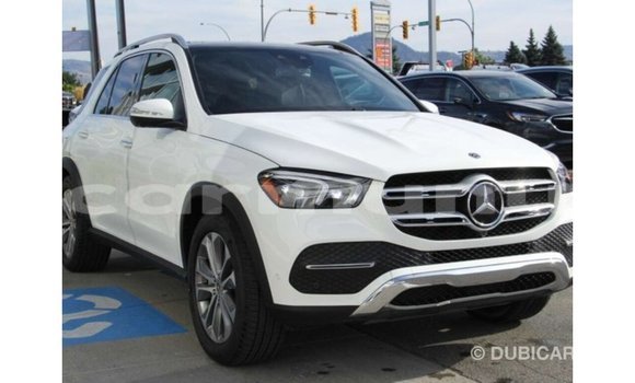 Acheter Import Voiture Mercedes-Benz GLE Blanc à Import - Dubai, Région de la Bouenza Acheter Import Voiture Mercedes-Benz GLE Blanc à Import - Dubai, Région de la Bouenza