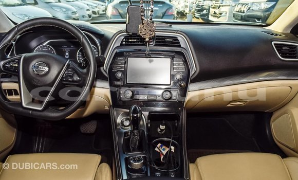 Acheter Import Voiture Nissan Maxima Blanc à Import - Dubai, Région de la Bouenza Acheter Import Voiture Nissan Maxima Blanc à Import - Dubai, Région de la Bouenza