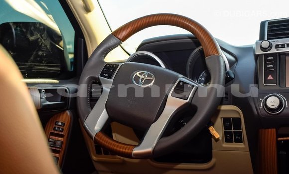 Acheter Import Voiture Toyota Prado Blanc à Import - Dubai, Région de la Bouenza Acheter Import Voiture Toyota Prado Blanc à Import - Dubai, Région de la Bouenza