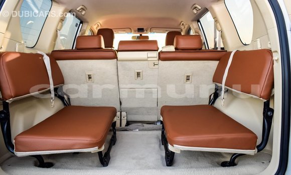 Buy Import Toyota Prado White Car in Import - Dubai in Region of Bouenza Buy Import Toyota Prado White Car in Import - Dubai in Region of Bouenza