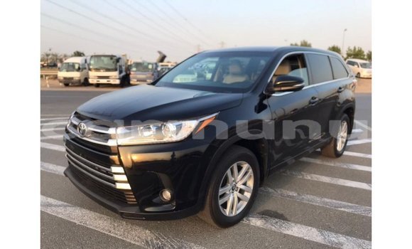 Buy Import Toyota Highlander Black Car in Import - Dubai in Region of Bouenza Buy Import Toyota Highlander Black Car in Import - Dubai in Region of Bouenza