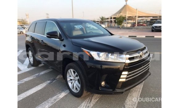 Buy Import Toyota Highlander Black Car in Import - Dubai in Region of Bouenza Buy Import Toyota Highlander Black Car in Import - Dubai in Region of Bouenza