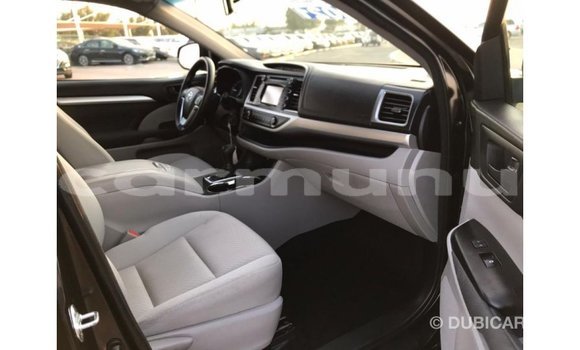 Buy Import Toyota Highlander Black Car in Import - Dubai in Region of Bouenza Buy Import Toyota Highlander Black Car in Import - Dubai in Region of Bouenza