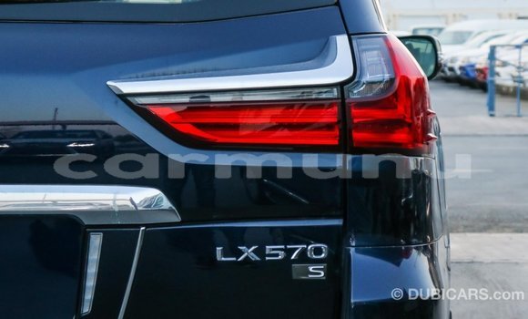 Acheter Import Voiture Lexus LX Bleu à Import - Dubai, Région de la Bouenza Acheter Import Voiture Lexus LX Bleu à Import - Dubai, Région de la Bouenza
