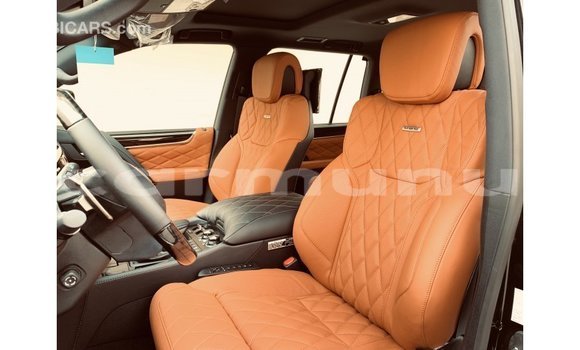 Acheter Import Voiture Lexus LX Bleu à Import - Dubai, Région de la Bouenza Acheter Import Voiture Lexus LX Bleu à Import - Dubai, Région de la Bouenza