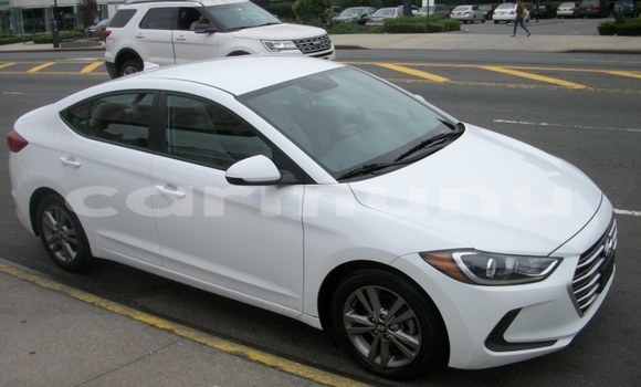 Buy Used Hyundai Elantra White Car in ewo in Cuvette-Ouest Buy Used Hyundai Elantra White Car in ewo in Cuvette-Ouest