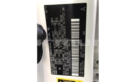 Buy Import Toyota Highlander White Car in Import - Dubai in Region of Bouenza Buy Import Toyota Highlander White Car in Import - Dubai in Region of Bouenza