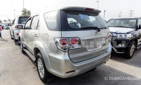 Acheter Import Voiture Toyota Fortuner Autre à Import - Dubai, Région de la Bouenza Acheter Import Voiture Toyota Fortuner Autre à Import - Dubai, Région de la Bouenza