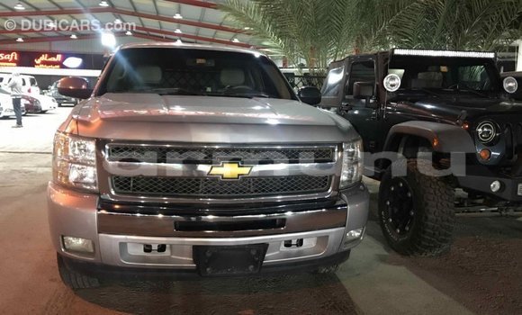 Acheter Import Voiture Chevrolet Silverado Autre à Import - Dubai, Région de la Bouenza Acheter Import Voiture Chevrolet Silverado Autre à Import - Dubai, Région de la Bouenza