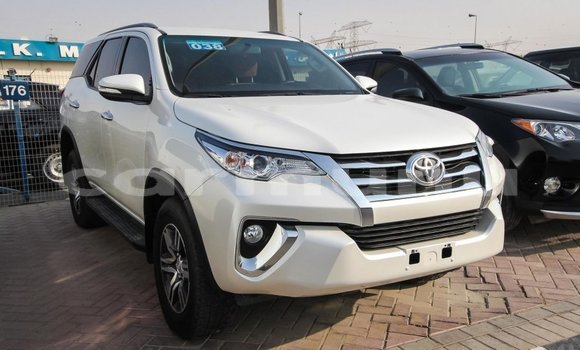 Buy Import Toyota Fortuner White Car in Import - Dubai in Region of Bouenza Buy Import Toyota Fortuner White Car in Import - Dubai in Region of Bouenza