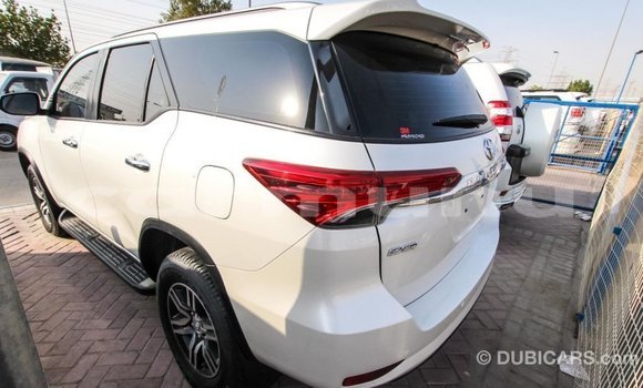 Buy Import Toyota Fortuner White Car in Import - Dubai in Region of Bouenza Buy Import Toyota Fortuner White Car in Import - Dubai in Region of Bouenza