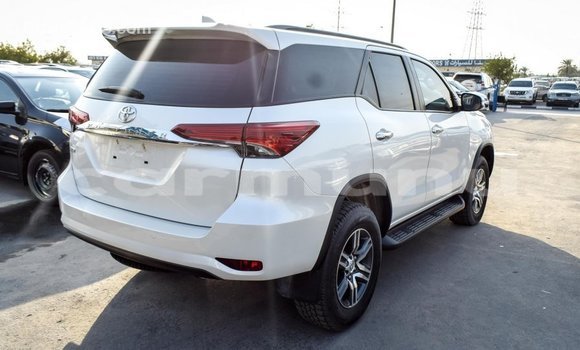 Buy Import Toyota Fortuner White Car in Import - Dubai in Region of Bouenza Buy Import Toyota Fortuner White Car in Import - Dubai in Region of Bouenza