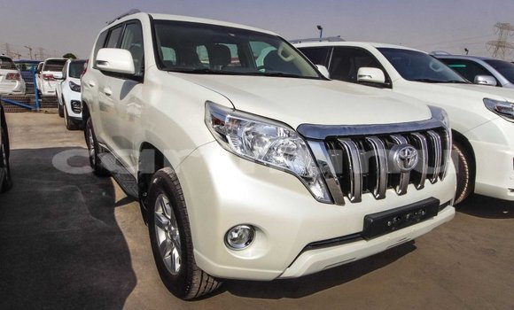 Acheter Import Voiture Toyota Prado Blanc à Import - Dubai, Région de la Bouenza Acheter Import Voiture Toyota Prado Blanc à Import - Dubai, Région de la Bouenza