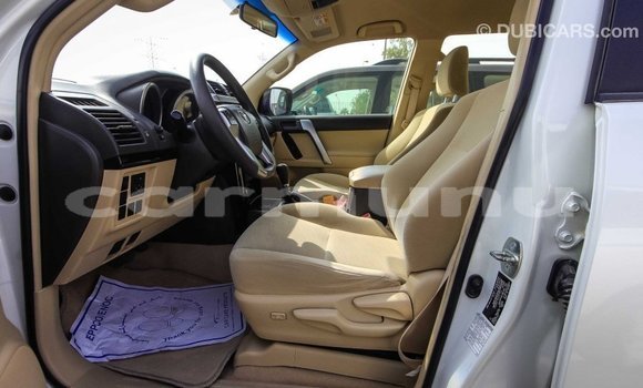 Acheter Import Voiture Toyota Prado Blanc à Import - Dubai, Région de la Bouenza Acheter Import Voiture Toyota Prado Blanc à Import - Dubai, Région de la Bouenza