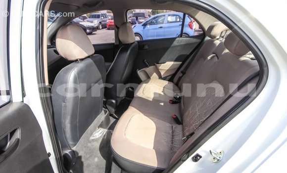 Buy Import Hyundai i10 White Car in Import - Dubai in Region of Bouenza Buy Import Hyundai i10 White Car in Import - Dubai in Region of Bouenza