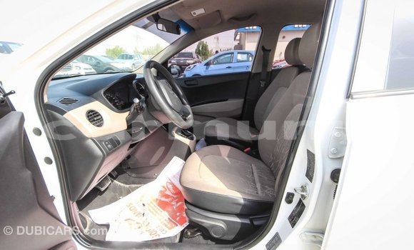 Buy Import Hyundai i10 White Car in Import - Dubai in Region of Bouenza Buy Import Hyundai i10 White Car in Import - Dubai in Region of Bouenza