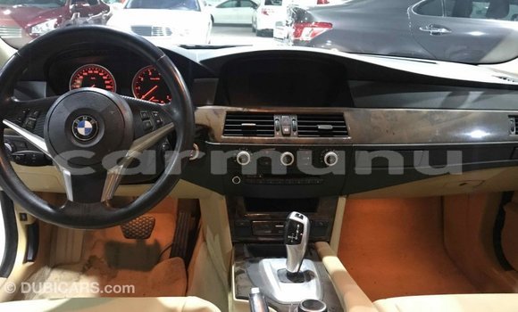 Acheter Import Moto BMW C Blanc à Import - Dubai, Région de la Bouenza Acheter Import Moto BMW C Blanc à Import - Dubai, Région de la Bouenza