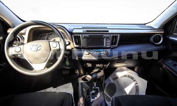 Acheter Import Utilitaire Toyota HiAce Noir à Import - Dubai, Région de la Bouenza Acheter Import Utilitaire Toyota HiAce Noir à Import - Dubai, Région de la Bouenza