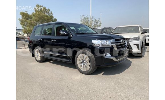 Acheter Import Voiture Toyota Land Cruiser Noir à Import - Dubai, Région de la Bouenza Acheter Import Voiture Toyota Land Cruiser Noir à Import - Dubai, Région de la Bouenza