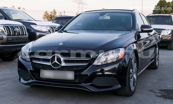 Buy Import Mercedes-Benz 190 Black Car in Import - Dubai in Region of Bouenza Buy Import Mercedes-Benz 190 Black Car in Import - Dubai in Region of Bouenza