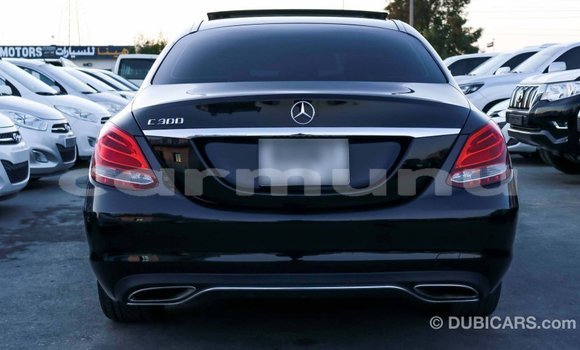Buy Import Mercedes-Benz 190 Black Car in Import - Dubai in Region of Bouenza Buy Import Mercedes-Benz 190 Black Car in Import - Dubai in Region of Bouenza