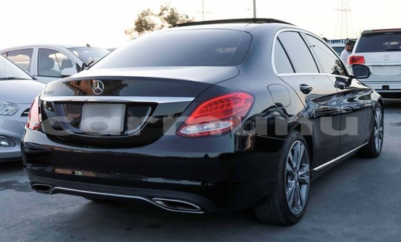 Buy Import Mercedes-Benz 190 Black Car in Import - Dubai in Region of Bouenza Buy Import Mercedes-Benz 190 Black Car in Import - Dubai in Region of Bouenza