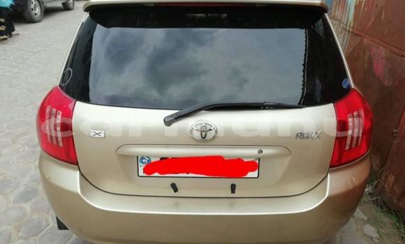 Buy Used Toyota Corolla Beige Car in Brazzaville in Municipality of Brazzaville Buy Used Toyota Corolla Beige Car in Brazzaville in Municipality of Brazzaville