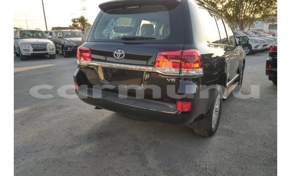 Acheter Import Voiture Toyota Land Cruiser Noir à Import - Dubai, Région de la Bouenza Acheter Import Voiture Toyota Land Cruiser Noir à Import - Dubai, Région de la Bouenza