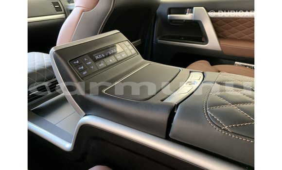 Acheter Import Voiture Toyota Land Cruiser Noir à Import - Dubai, Région de la Bouenza Acheter Import Voiture Toyota Land Cruiser Noir à Import - Dubai, Région de la Bouenza