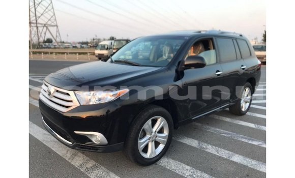 Buy Import Toyota Highlander Black Car in Import - Dubai in Region of Bouenza Buy Import Toyota Highlander Black Car in Import - Dubai in Region of Bouenza