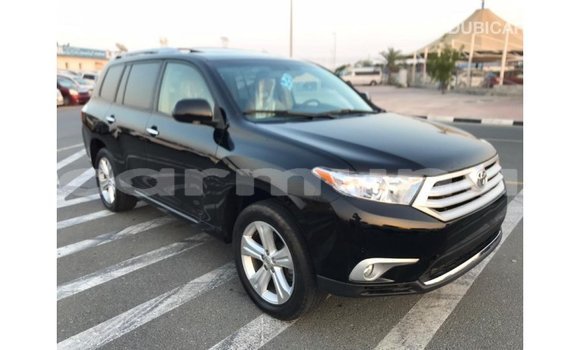 Buy Import Toyota Highlander Black Car in Import - Dubai in Region of Bouenza Buy Import Toyota Highlander Black Car in Import - Dubai in Region of Bouenza