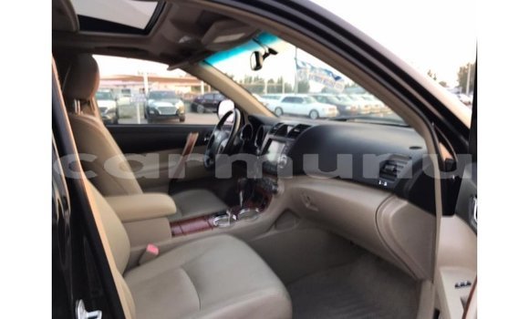 Buy Import Toyota Highlander Black Car in Import - Dubai in Region of Bouenza Buy Import Toyota Highlander Black Car in Import - Dubai in Region of Bouenza