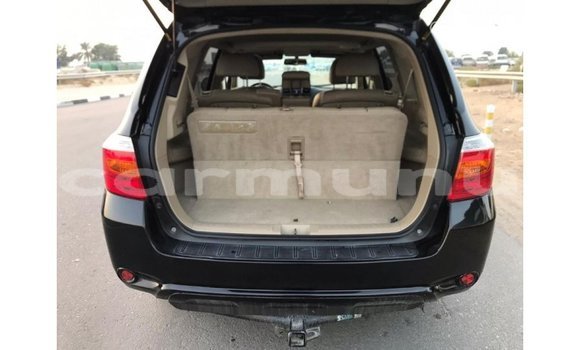 Buy Import Toyota Highlander Black Car in Import - Dubai in Region of Bouenza Buy Import Toyota Highlander Black Car in Import - Dubai in Region of Bouenza