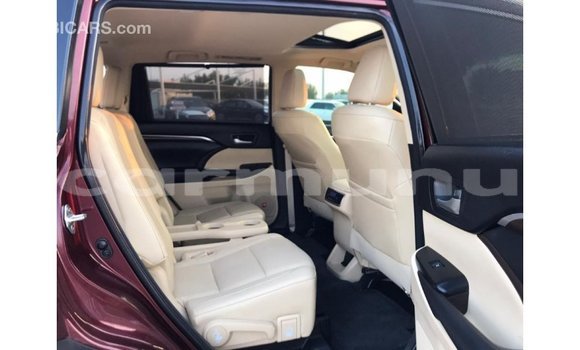 Buy Import Toyota Highlander Other Car in Import - Dubai in Region of Bouenza Buy Import Toyota Highlander Other Car in Import - Dubai in Region of Bouenza